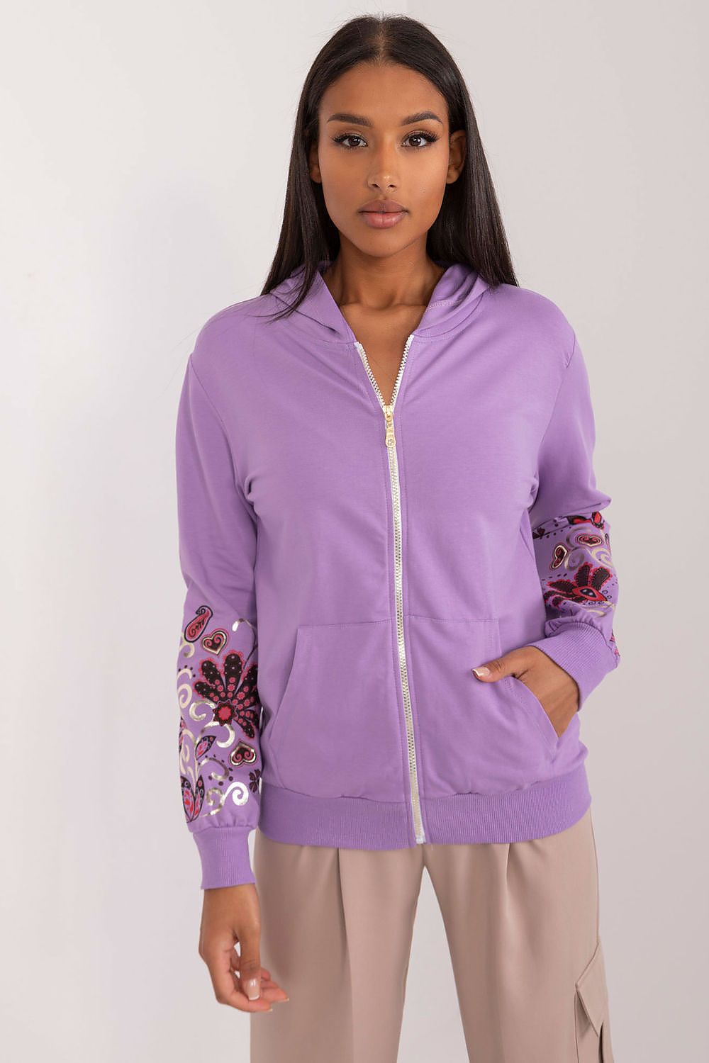 Sweater model 197078 Relevance