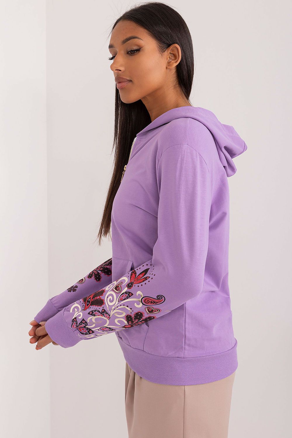 Sweater model 197078 Relevance