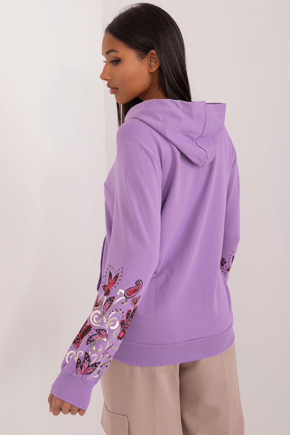 Sweater model 197078 Relevance