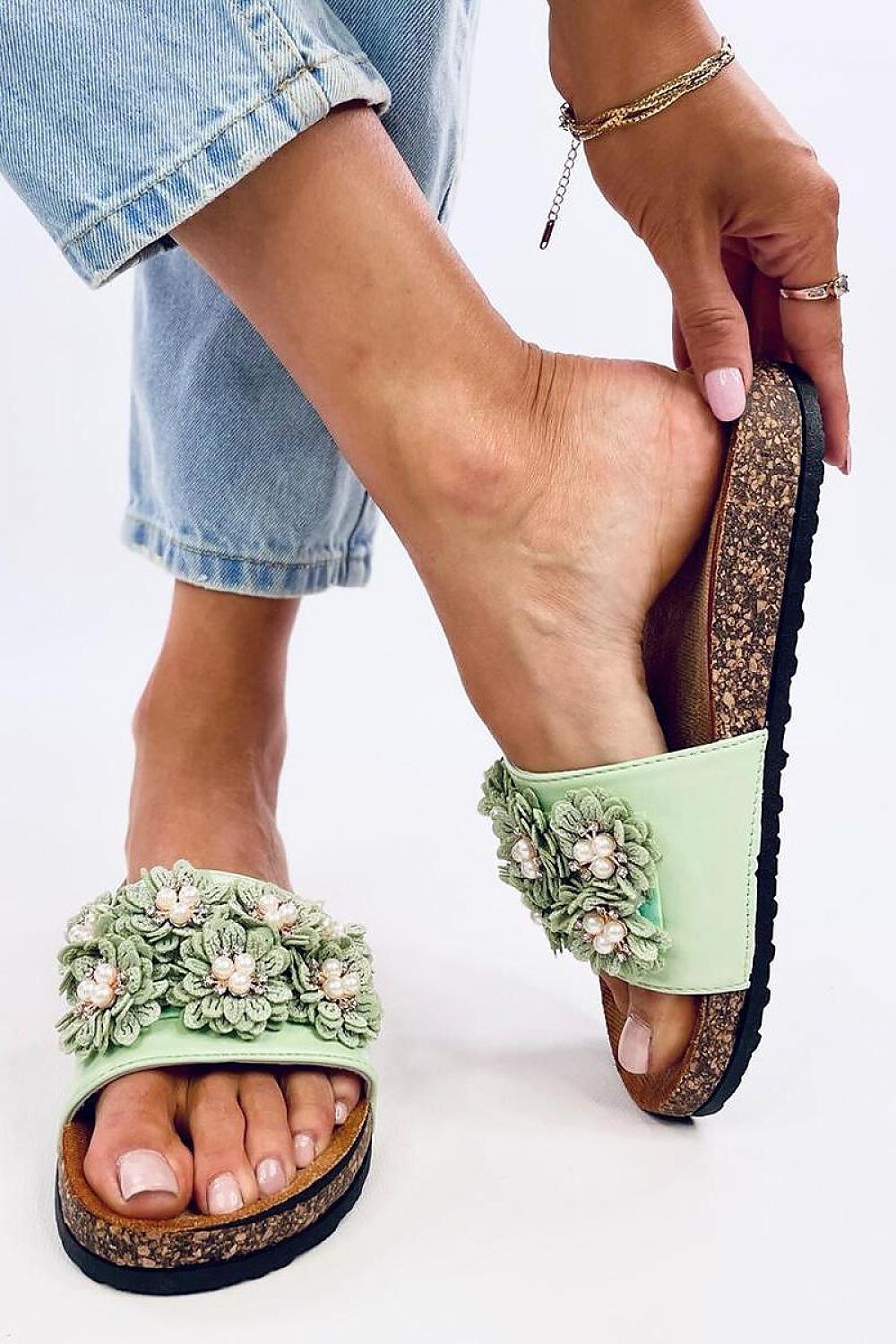 Pantoletten model 197260 Inello