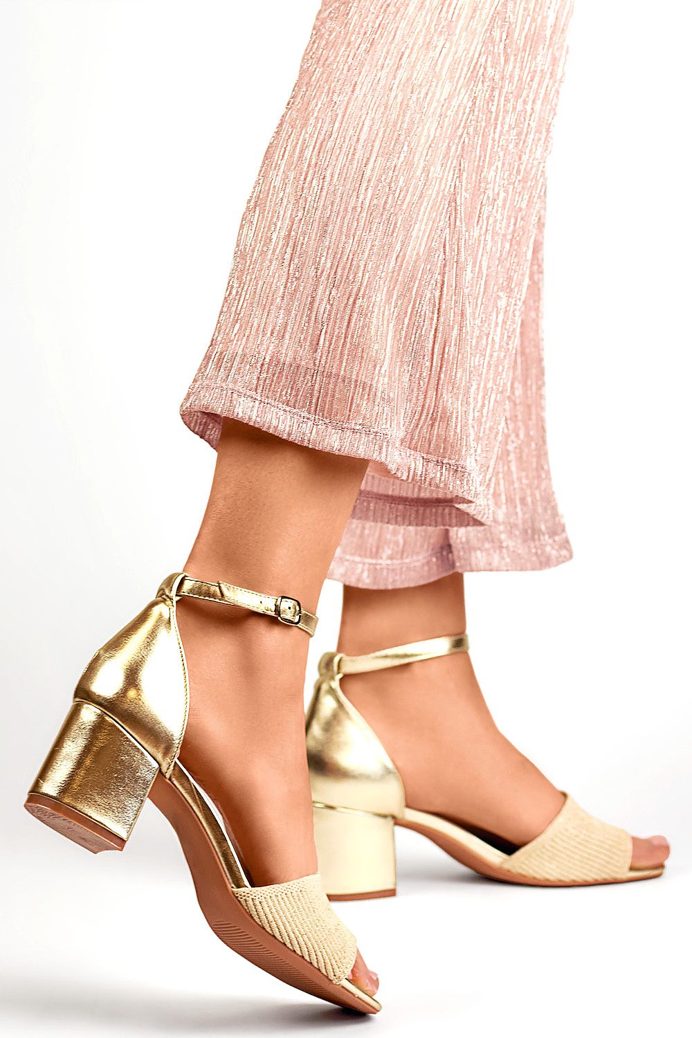 Sandalen mit Absatz model 197981 PRIMO