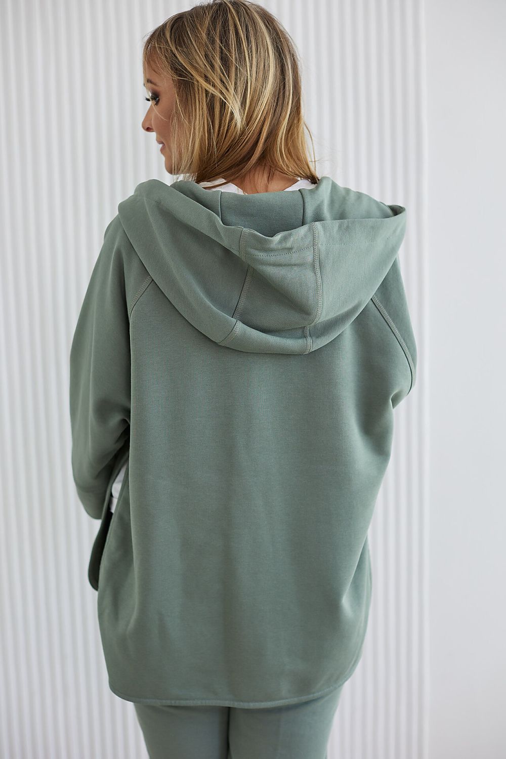 Sweater model 199926 La Aurora