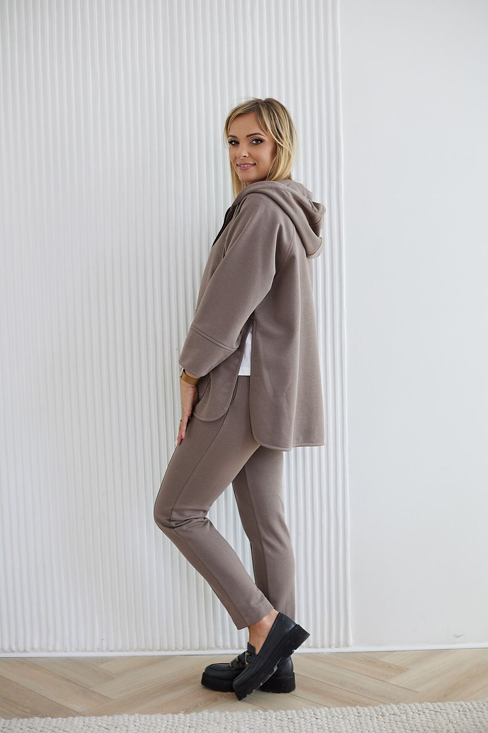 Sweater model 199928 La Aurora