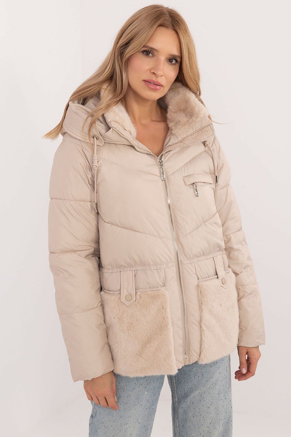 Jacke model 202253 MBM