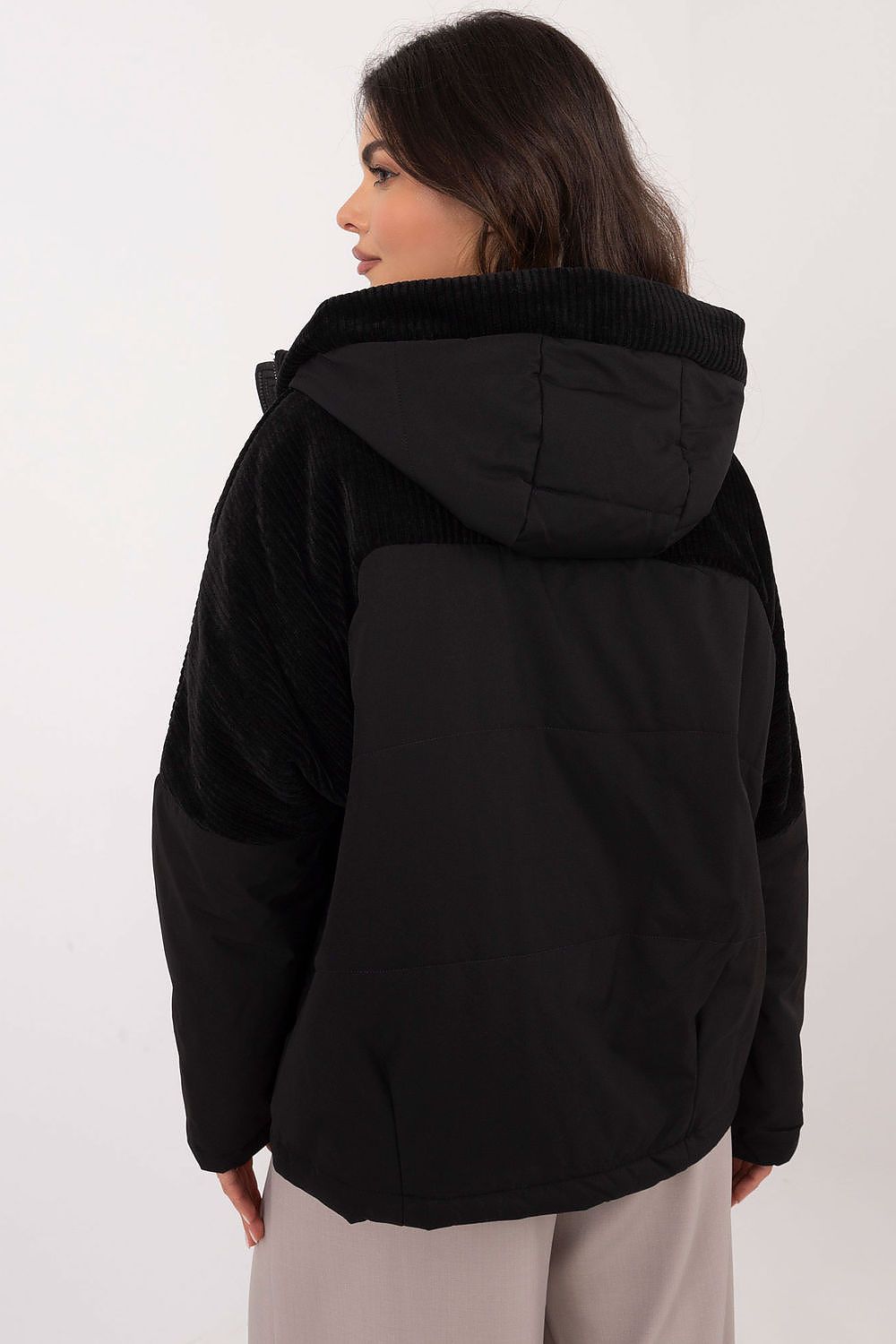 Jacke model 202257 MBM