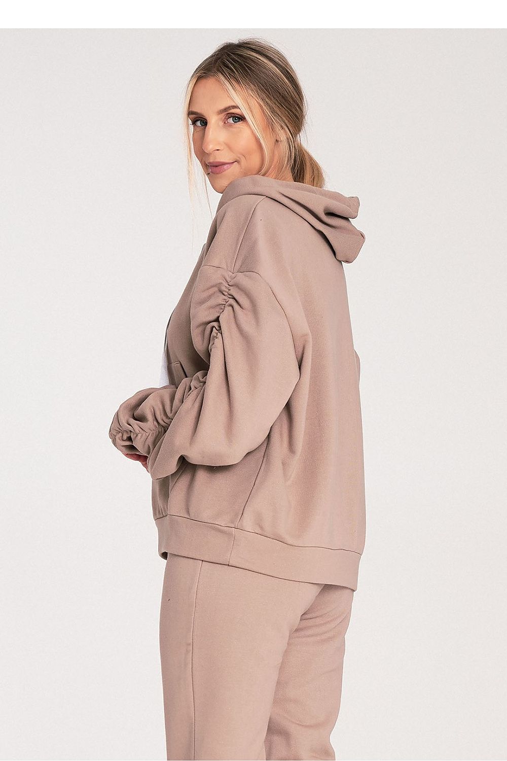 Sweater model 203132 Figl