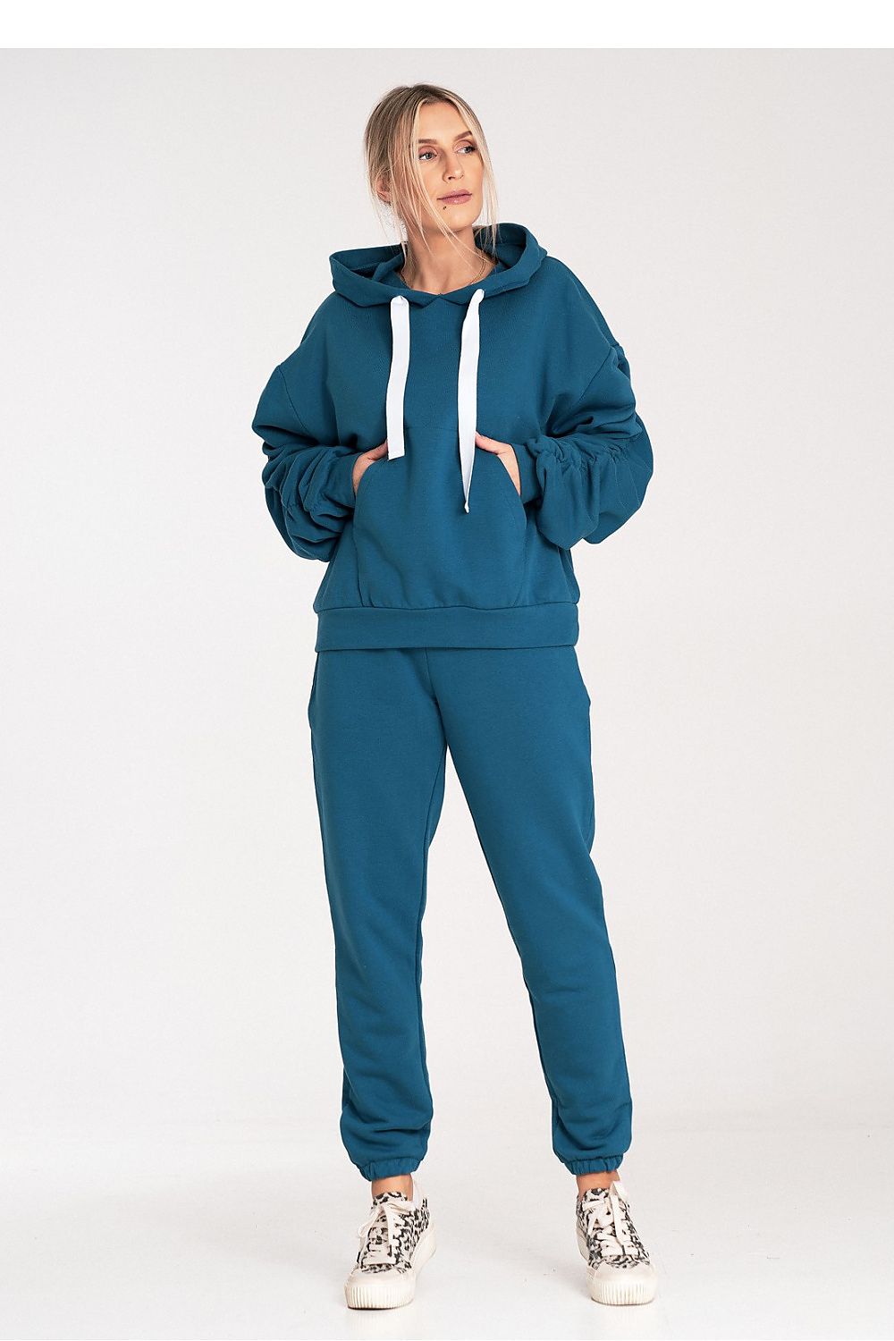 Sweater model 203133 Figl