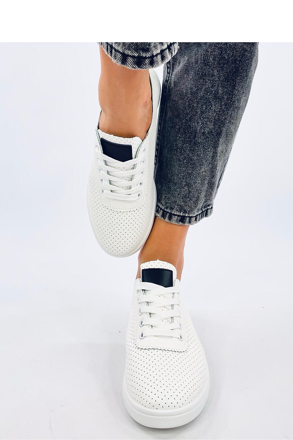 Sneakers model 206331 Inello