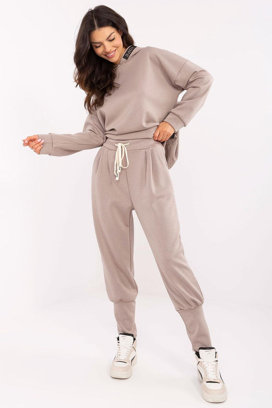 Sportanzug Hosen model 207021 Italy Moda