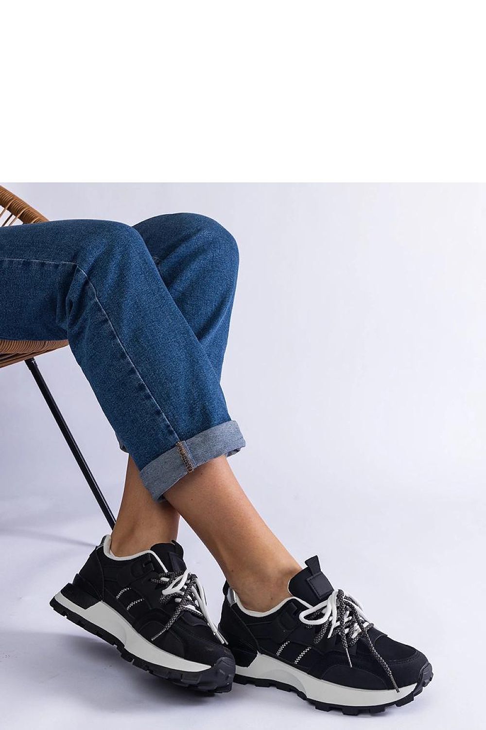 Sneakers model 207115 Solea