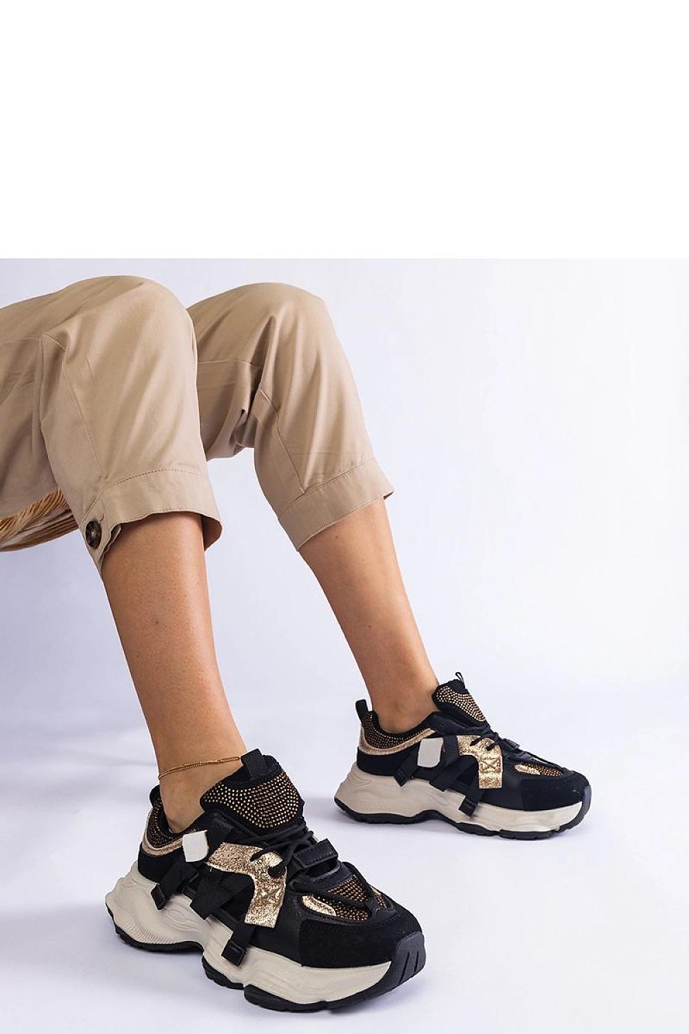 Sneakers model 207119 Solea