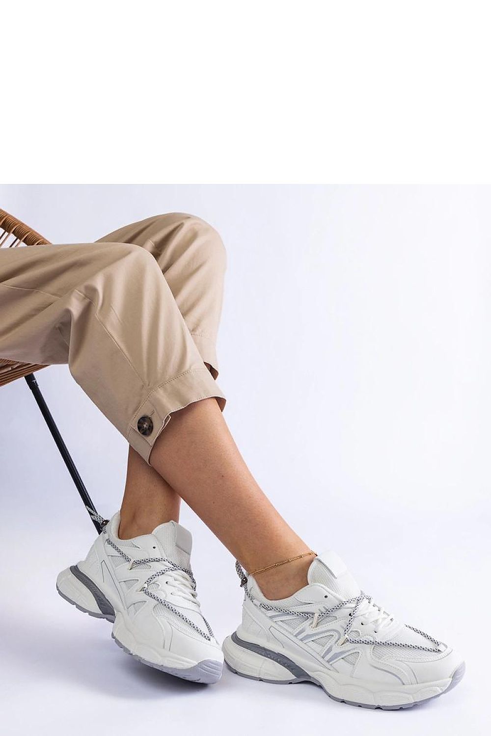 Sneakers model 207125 Solea