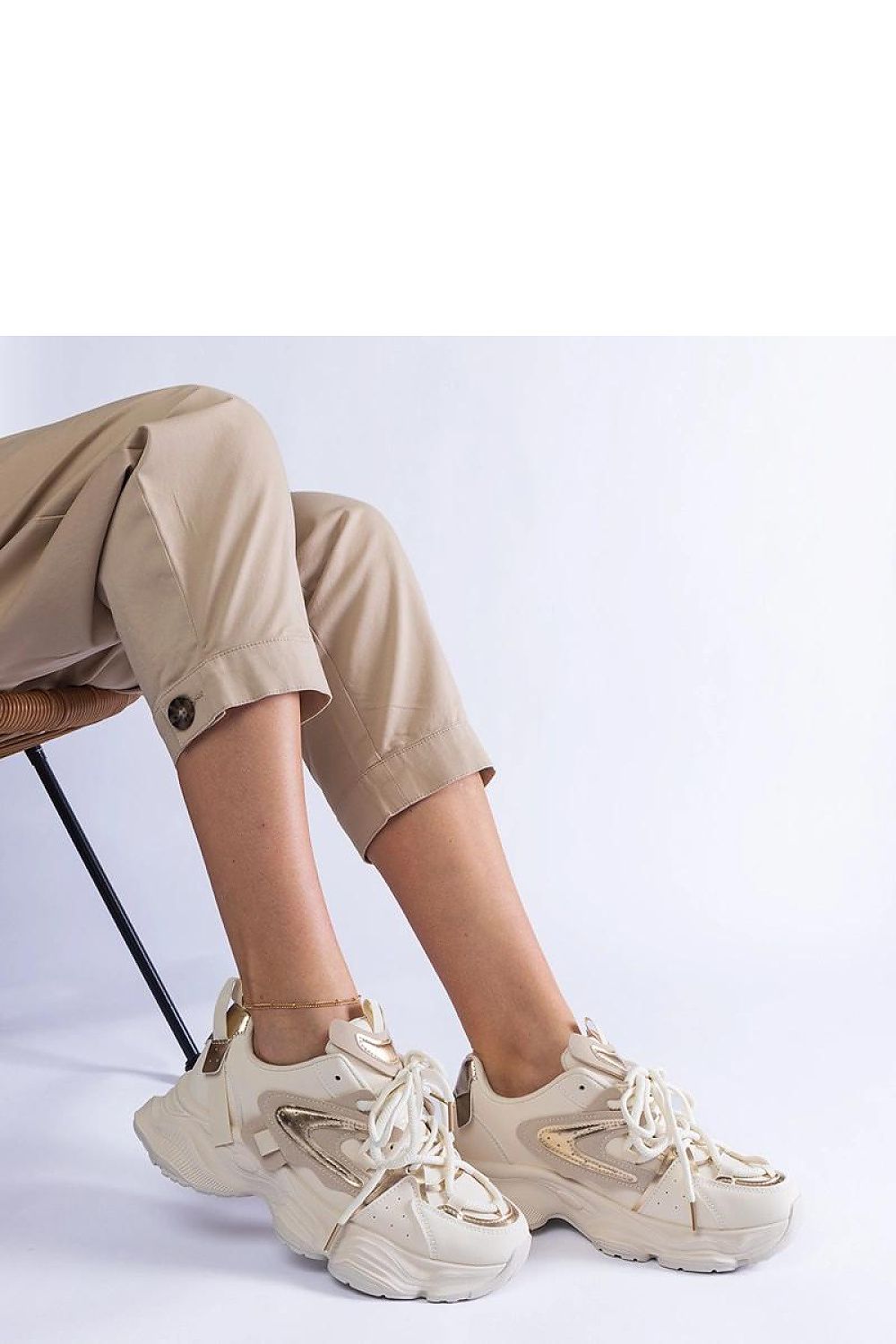 Sneakers model 207127 Solea