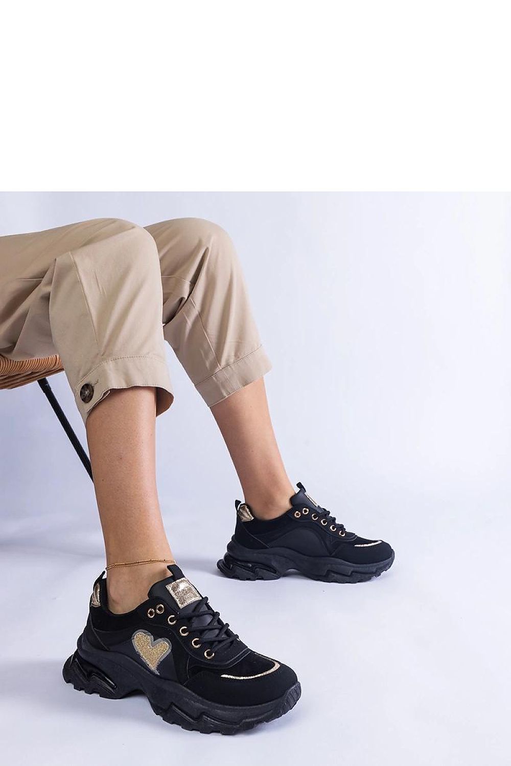 Sneakers model 207136 Solea