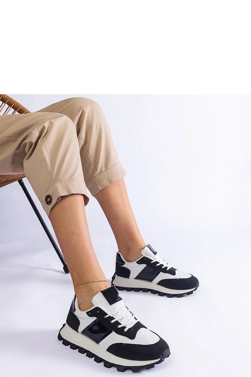 Sneakers model 207138 Solea