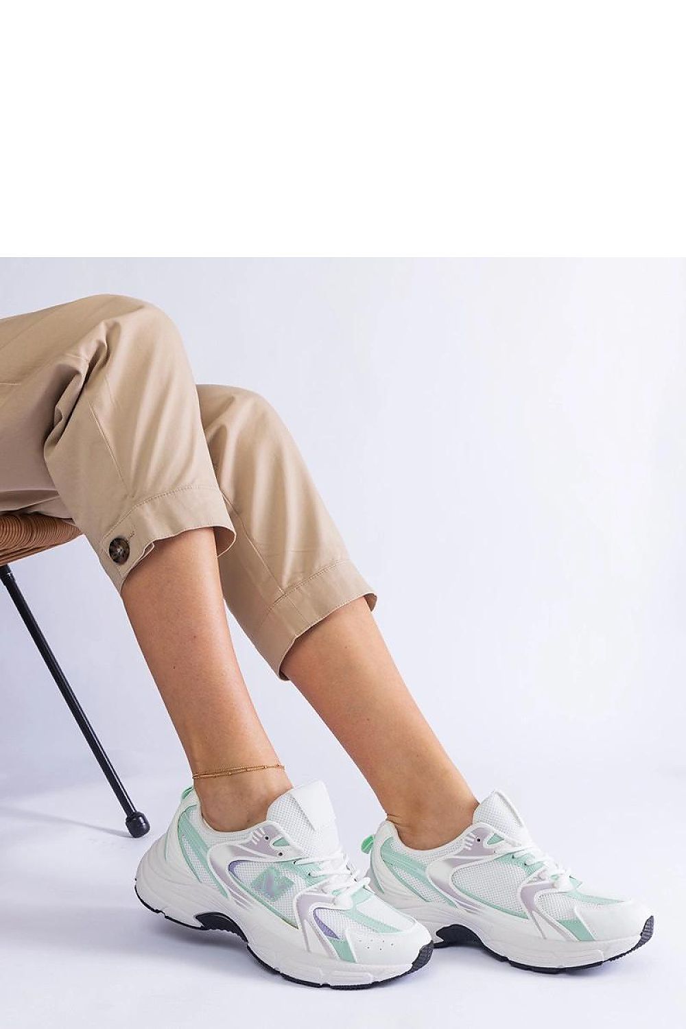 Sneakers model 207141 Solea