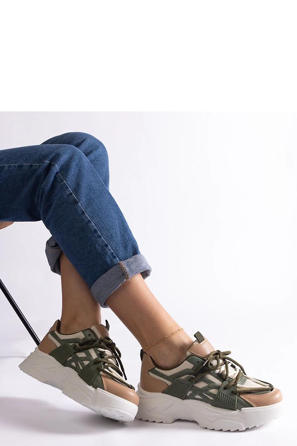 Sneakers model 207155 Solea