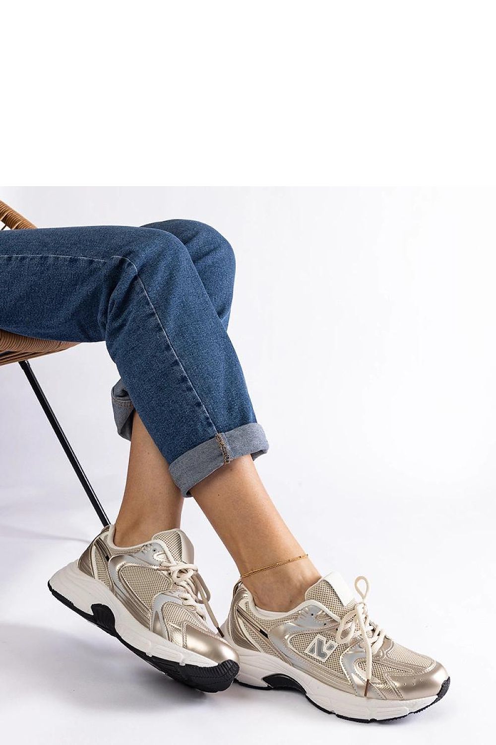 Sneakers model 207193 Solea