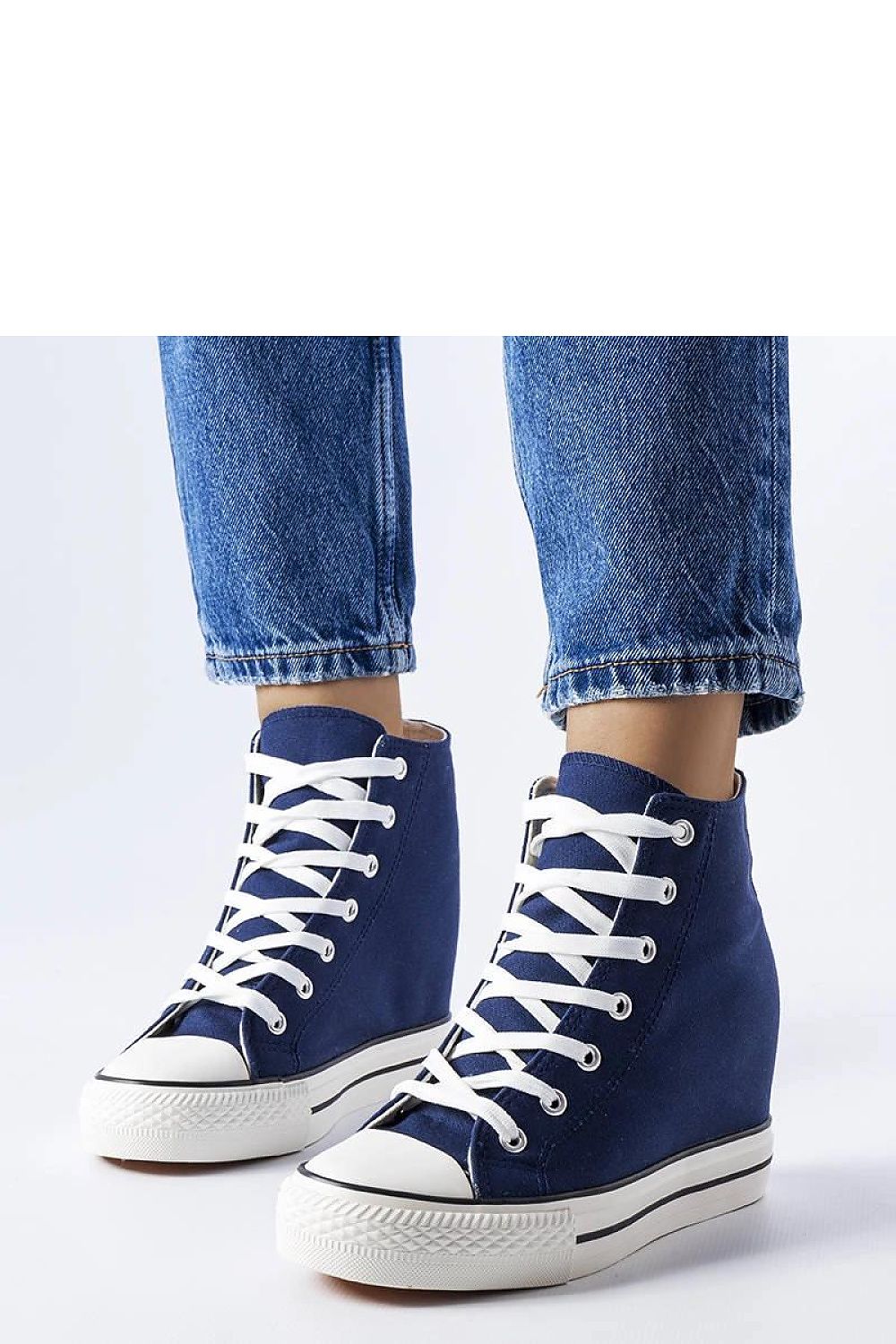 Sneakers model 207202 Solea