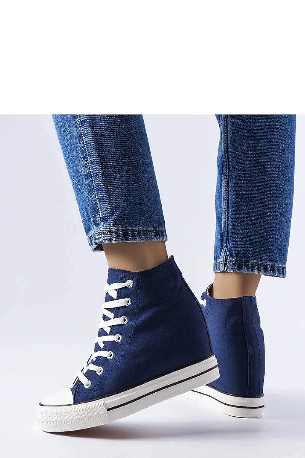 Sneakers model 207202 Solea