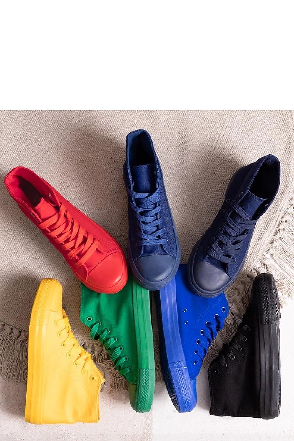 Sneakers model 207219 Solea