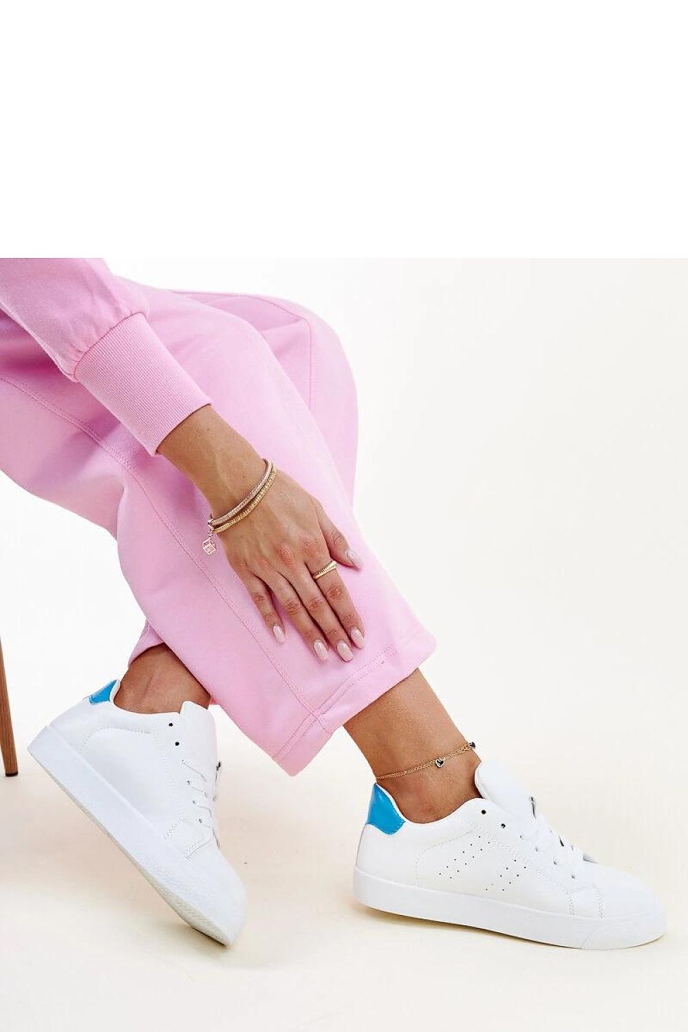 Sneakers model 207287 Solea