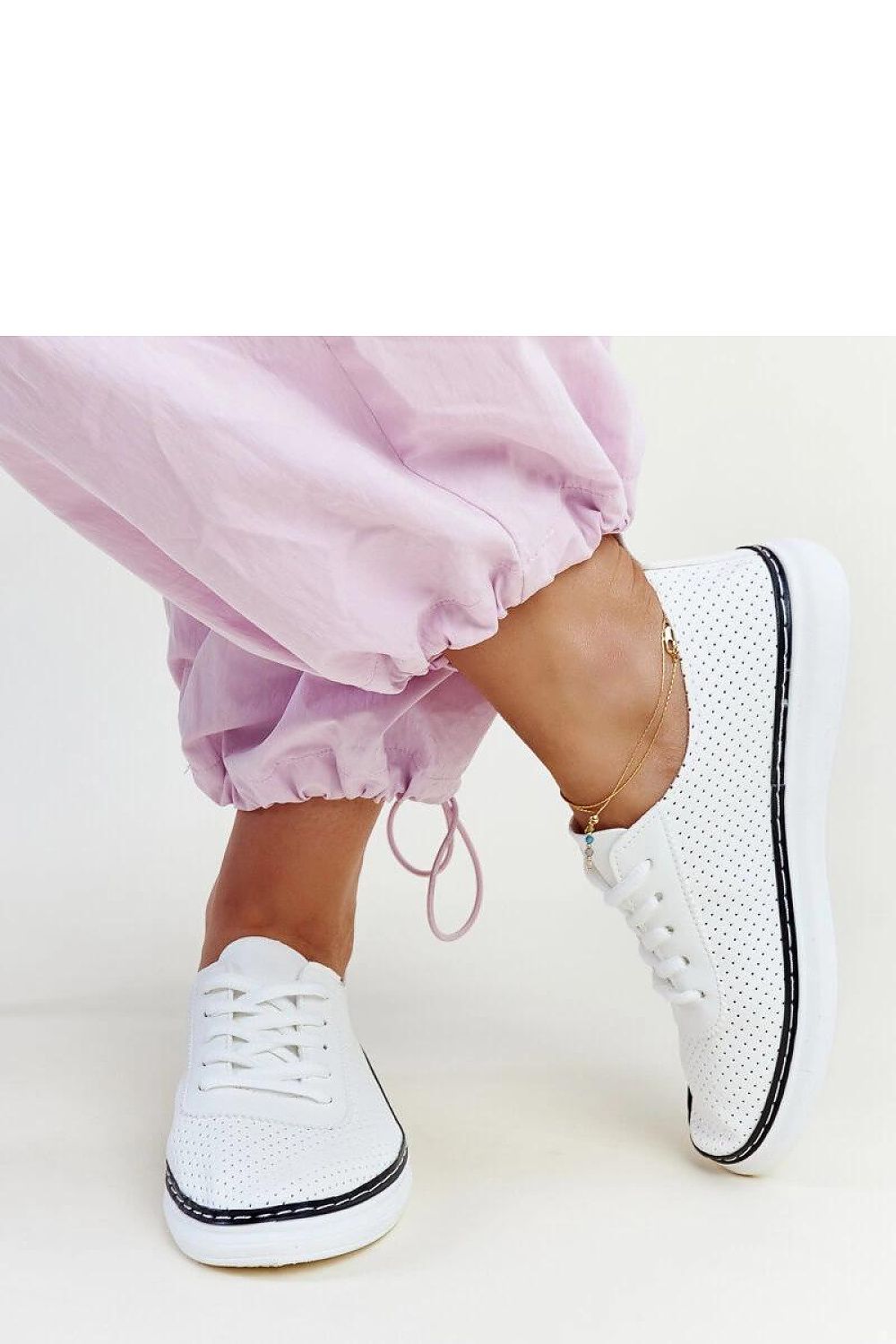 Sneakers model 207328 Solea