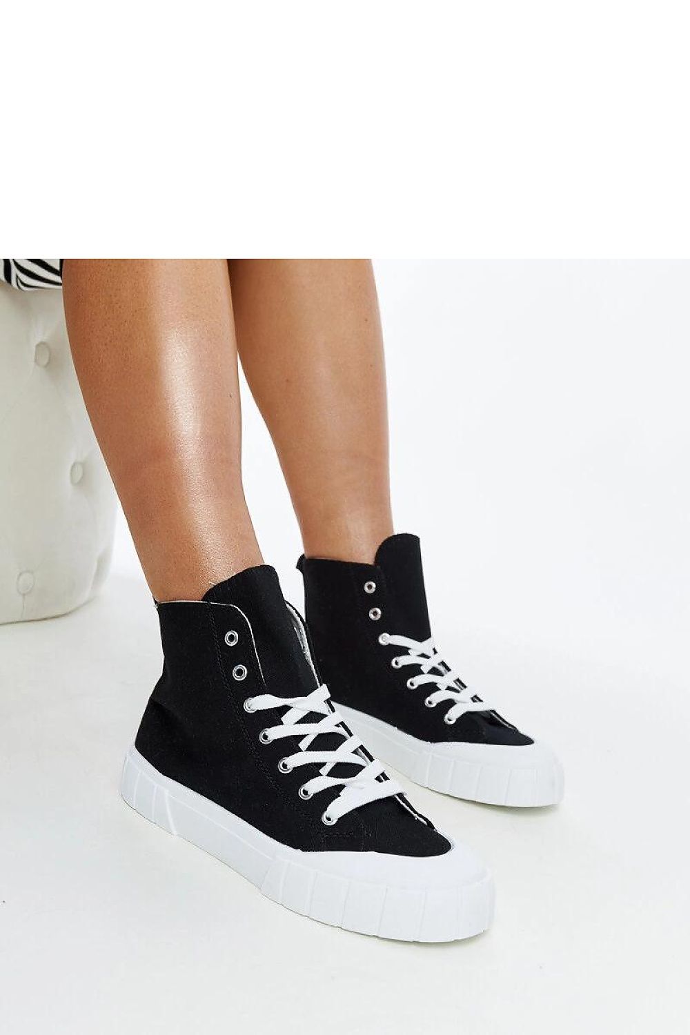 Sneakers model 207385 Solea