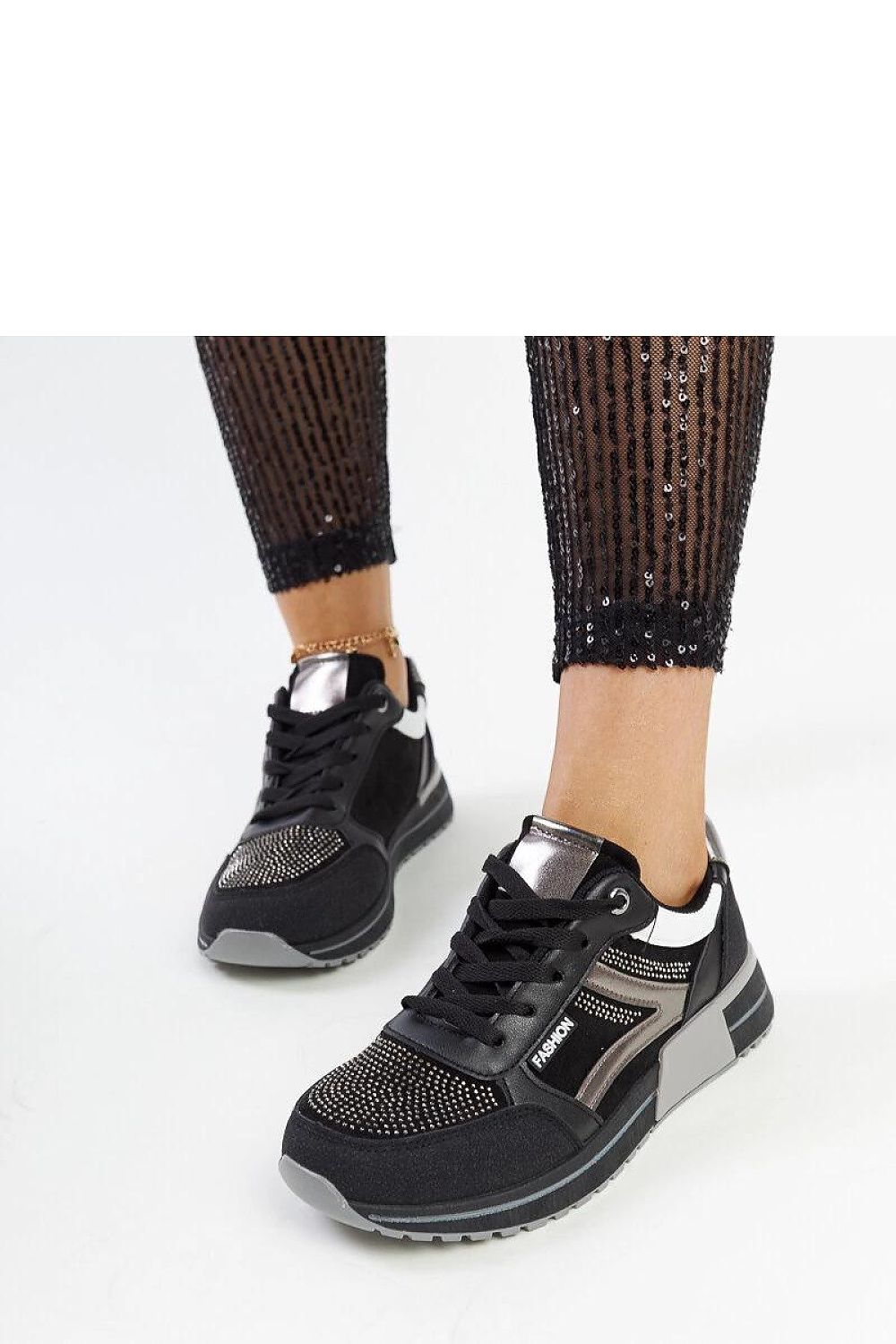 Sneakers model 207469 Solea