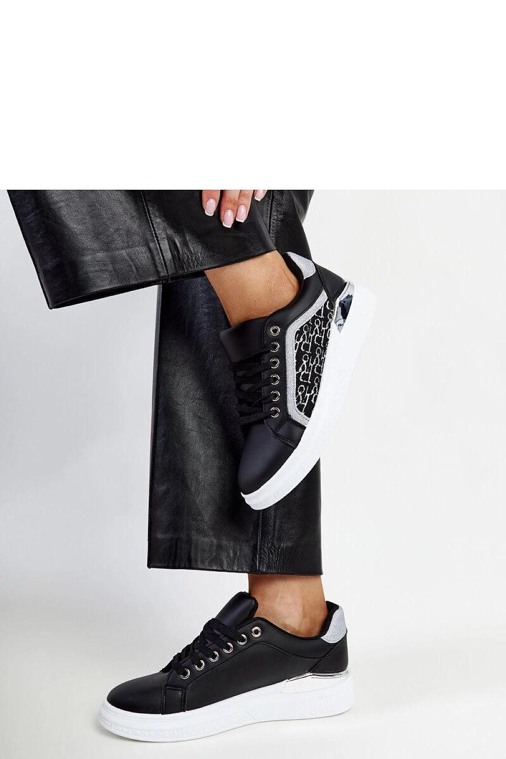 Sneakers model 207493 Solea