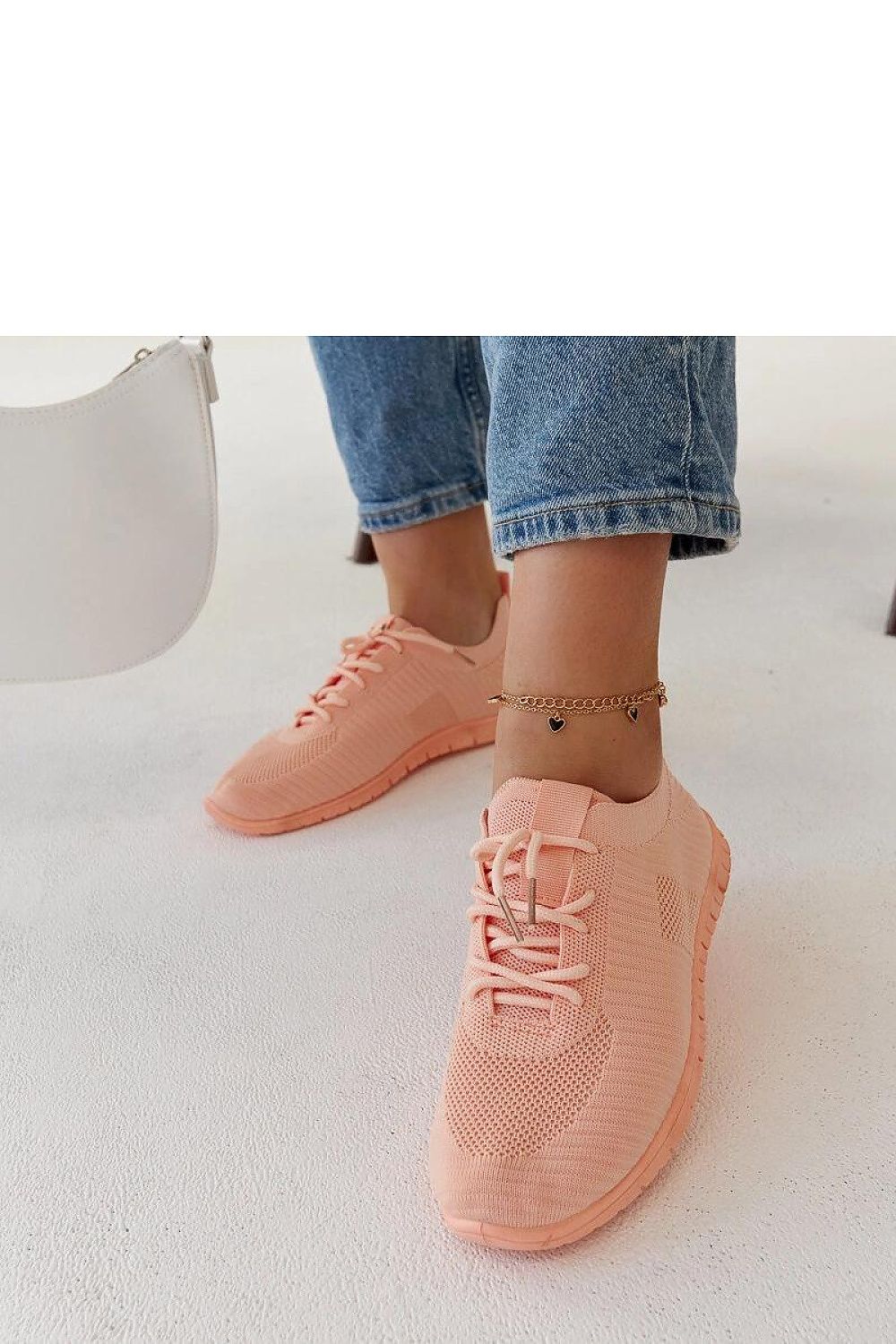 Sneakers model 207530 Solea