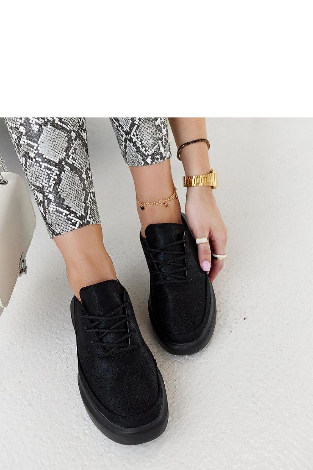 Sneakers model 207540 Solea