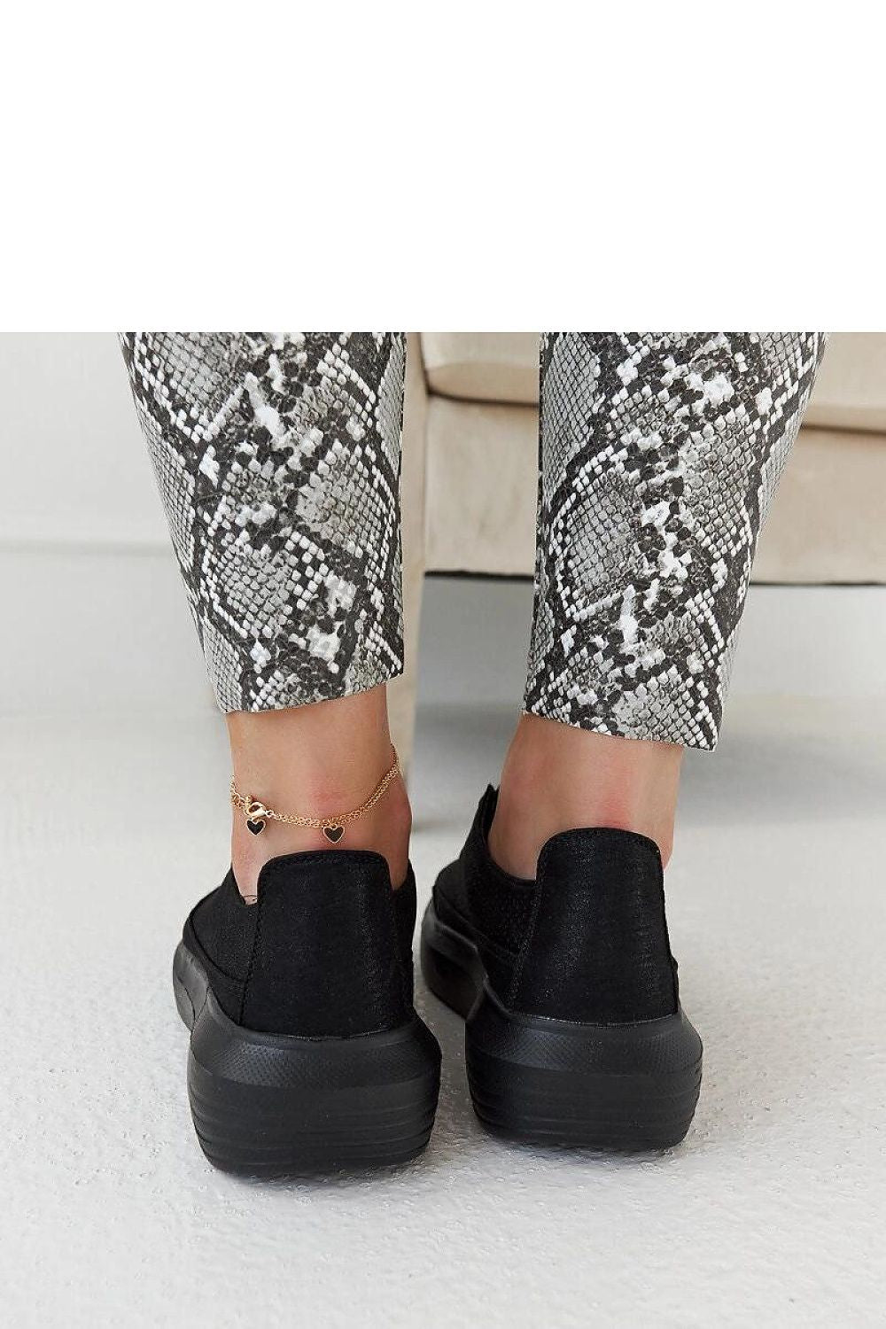 Sneakers model 207540 Solea