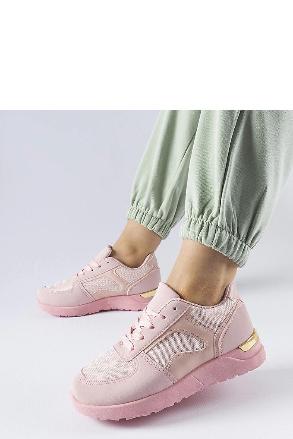 Sneakers model 207640 Solea