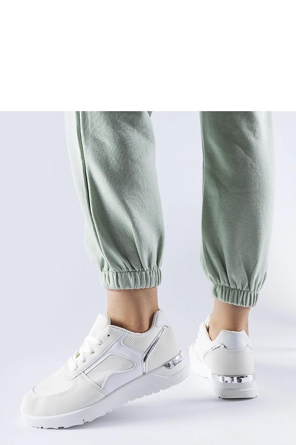 Sneakers model 207642 Solea