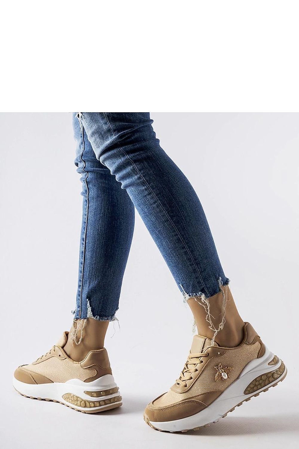 Sneakers model 207668 Solea