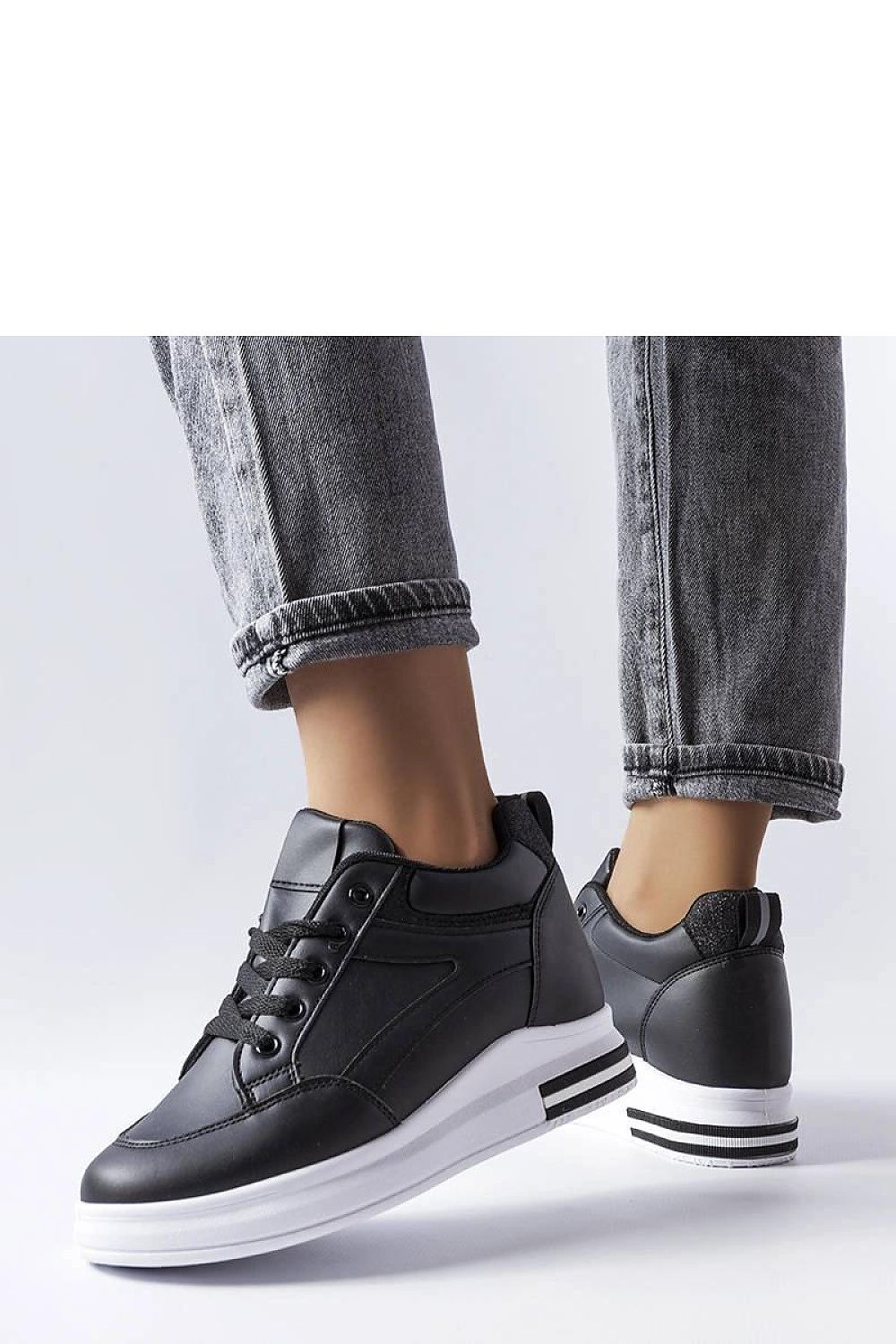 Sneakers model 207919 Solea