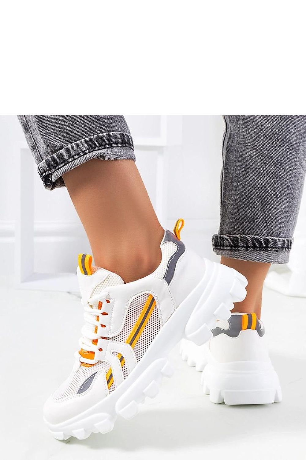 Sneakers model 208043 Solea