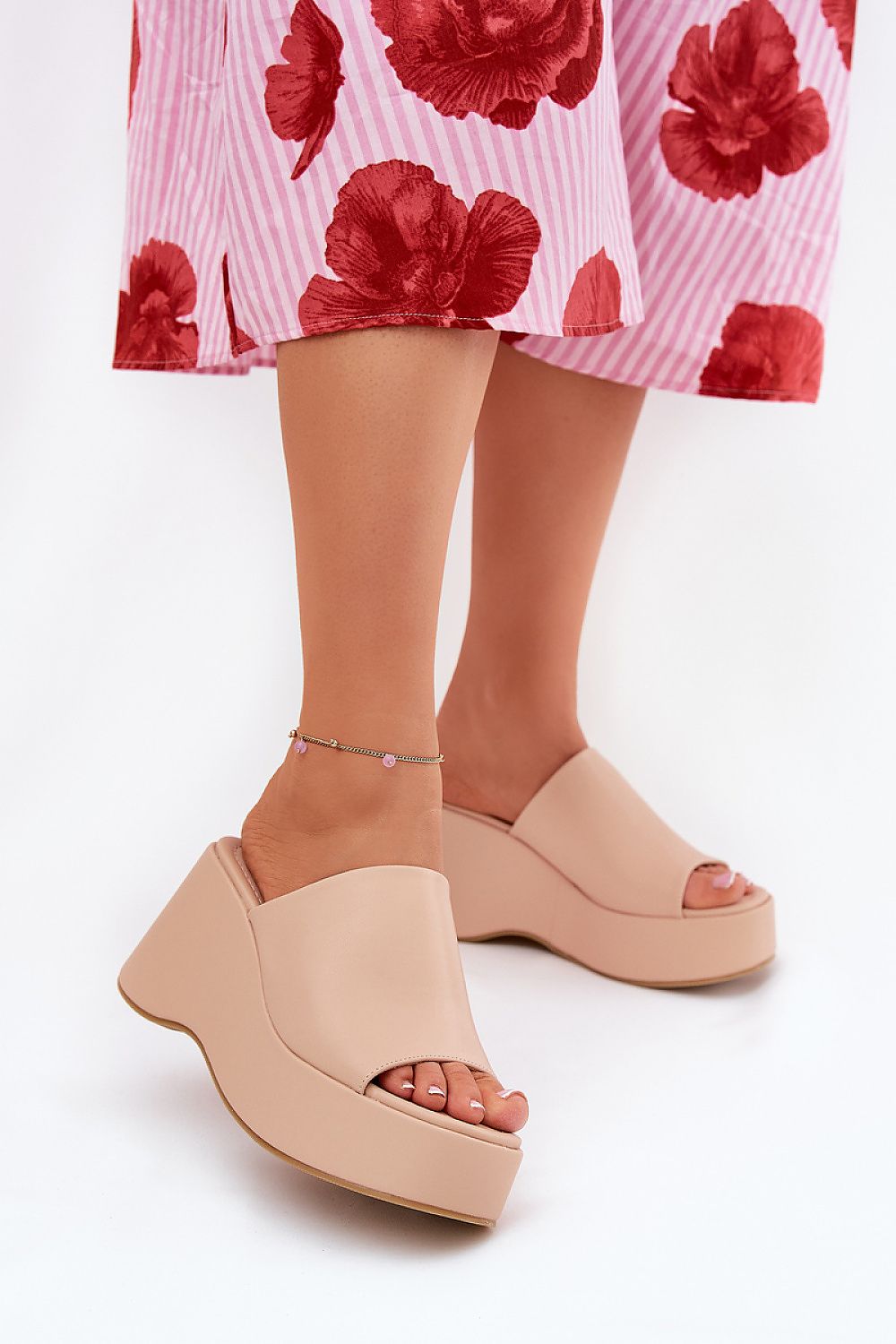 Pantoletten model 211012 Step in style