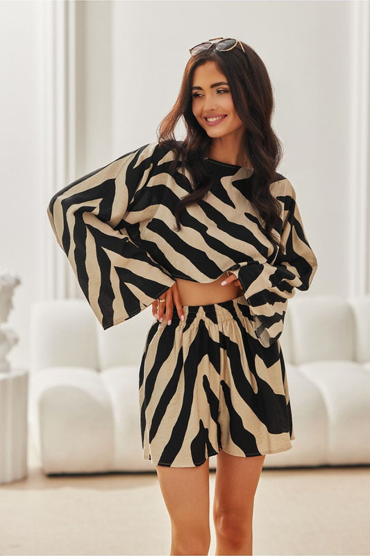 Shorts model 214524 Roco Fashion