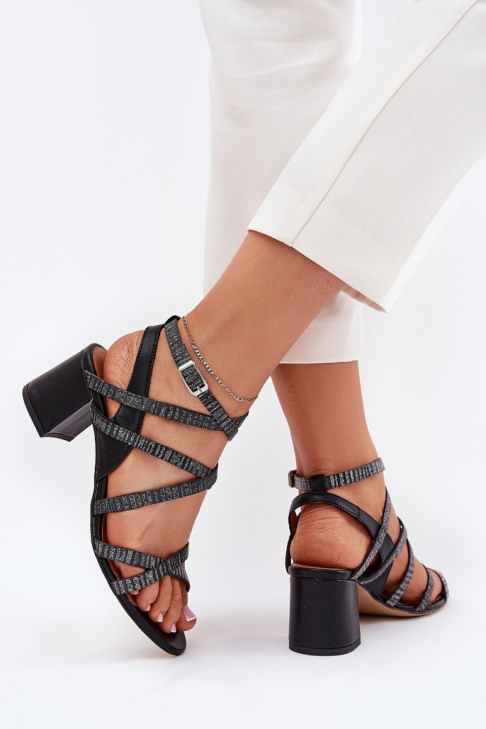 Sandalen mit Absatz model 215004 Step in style