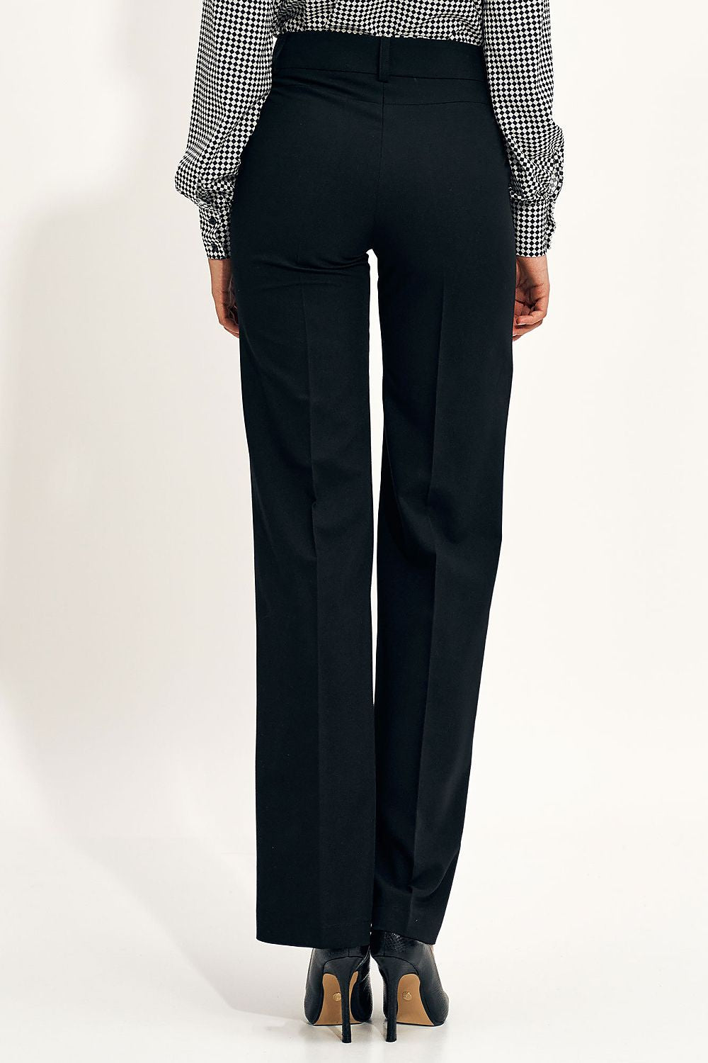 Lange Hose model 216892 Nife