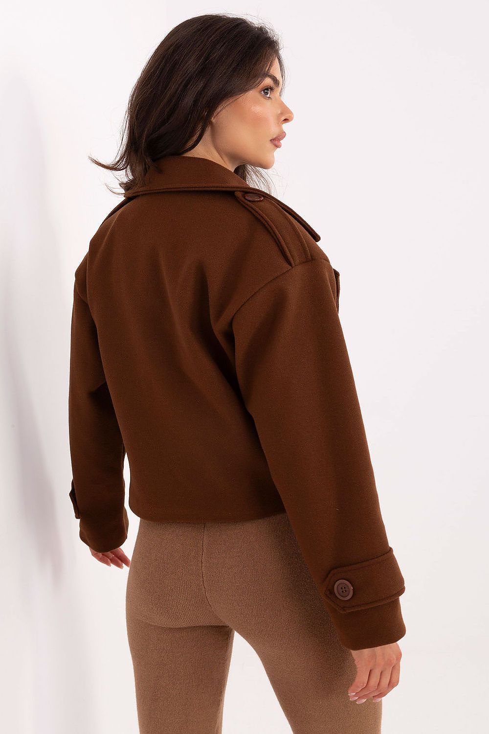 Mantel model 217553 Rue Paris