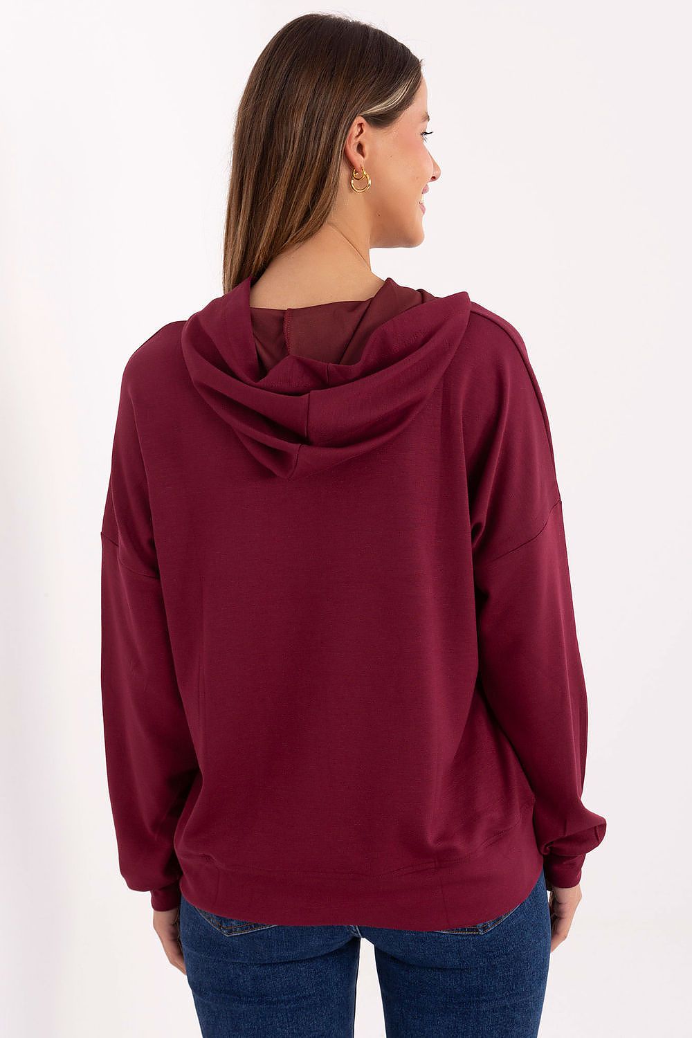 Sweater model 220418 Relevance