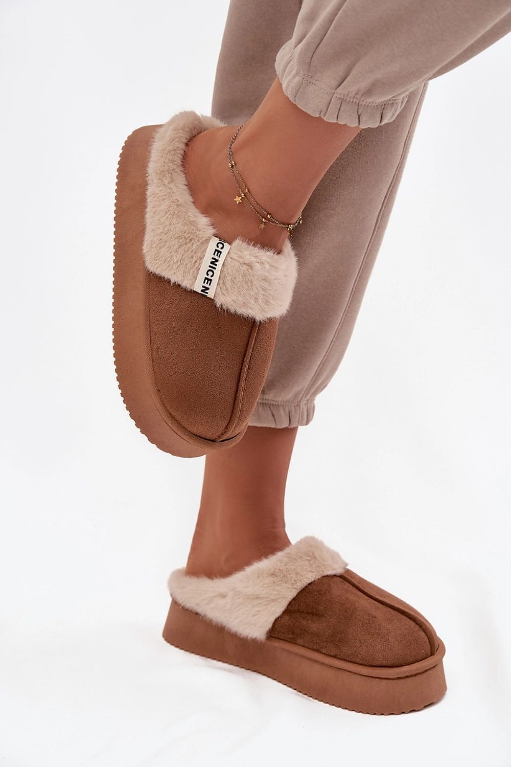Pantoffeln model 220538 Step in style