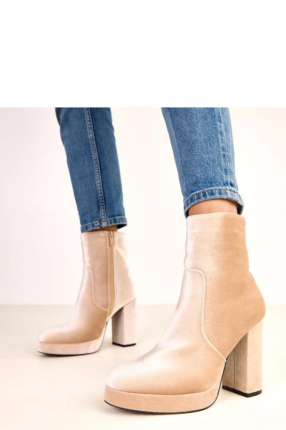 Stiefeletten mit Absatz model 220580 Solea