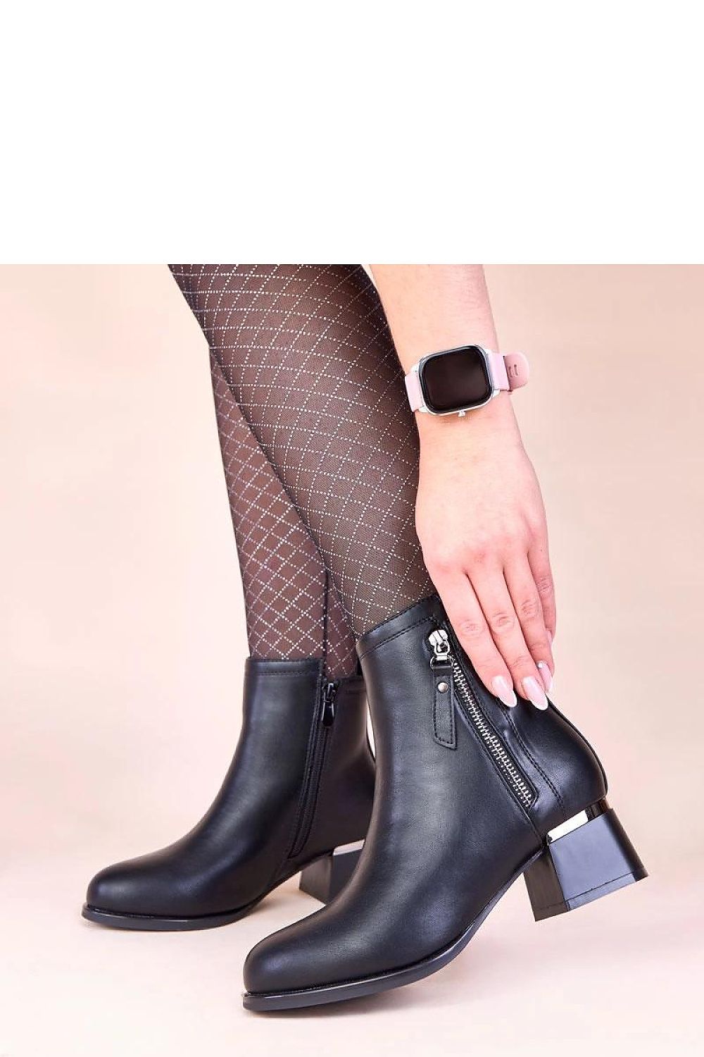 Stiefeletten mit Absatz model 221016 Solea