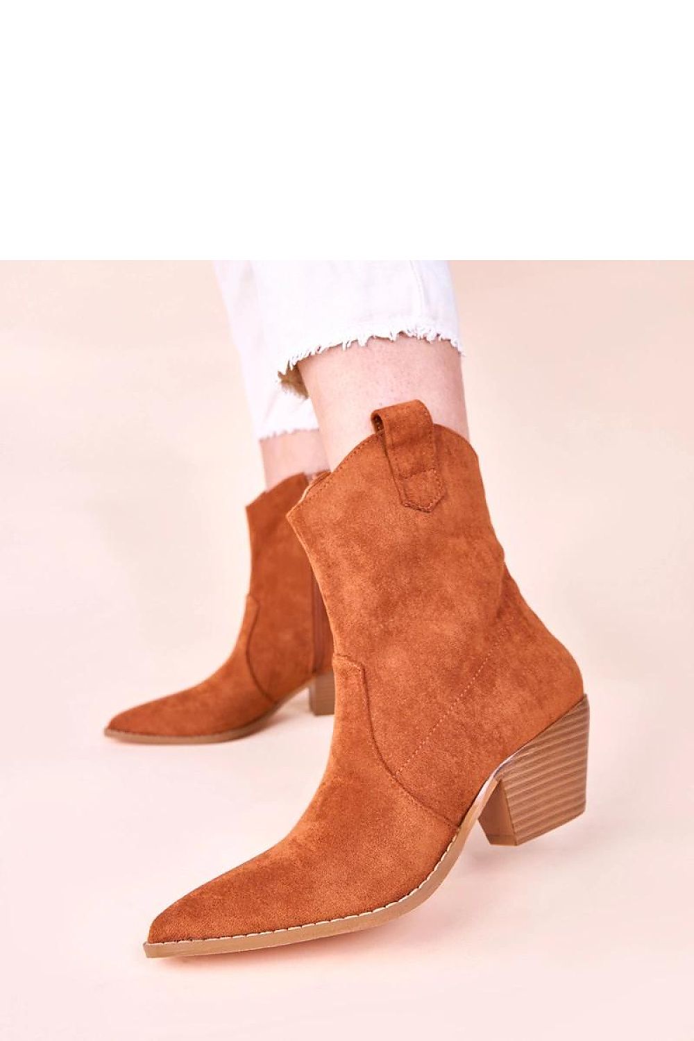 Stiefeletten mit Absatz model 221021 Solea