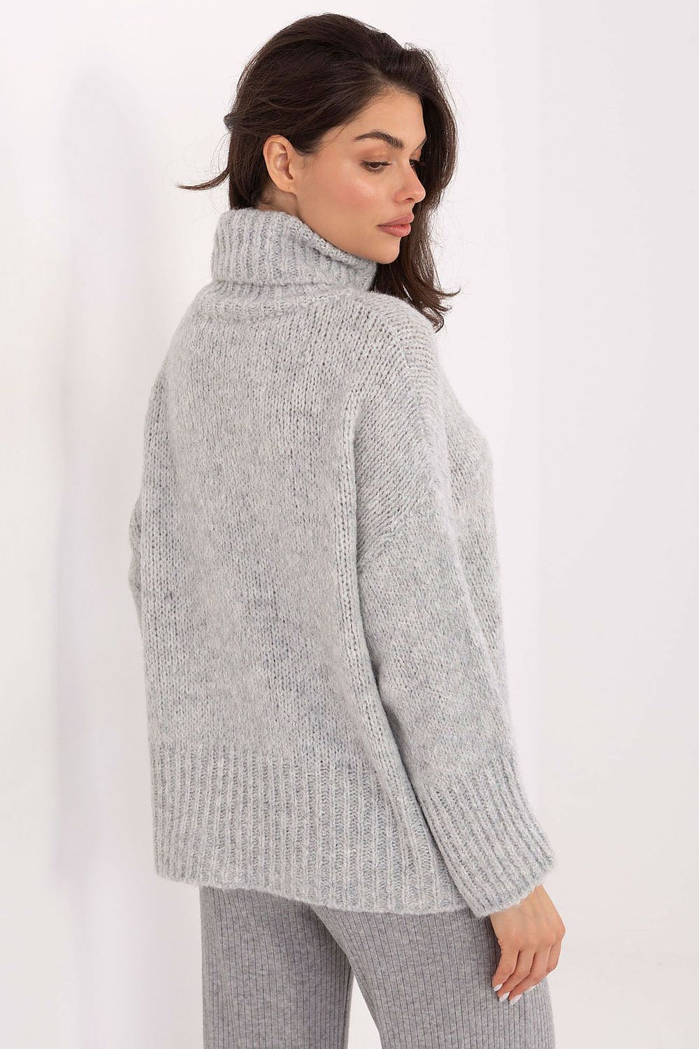 Rollkragenpullover model 223095 Factory Price