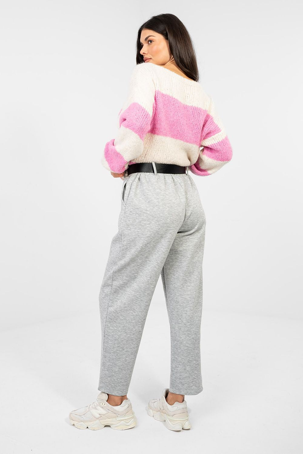 Sportanzug Hosen model 224387 Italy Moda